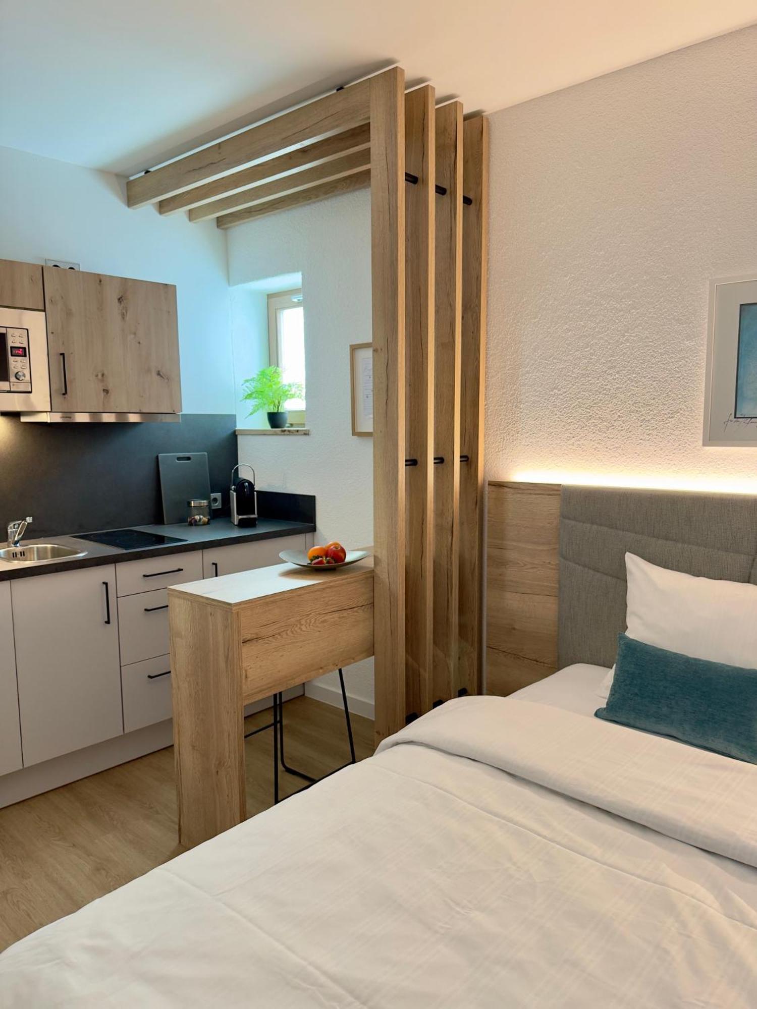 Living & Serviced Apartments By Blauer Wolf Гунценхаузен Экстерьер фото