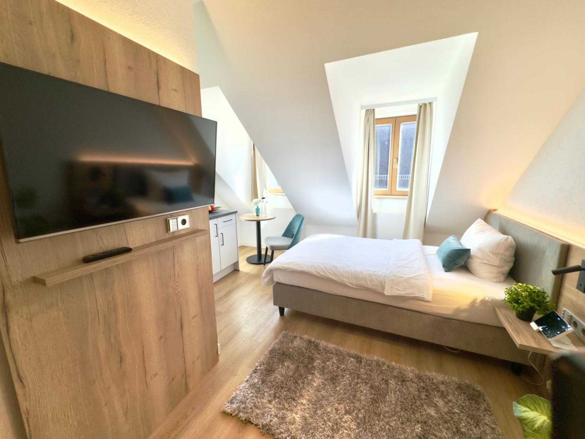 Living & Serviced Apartments By Blauer Wolf Гунценхаузен Экстерьер фото