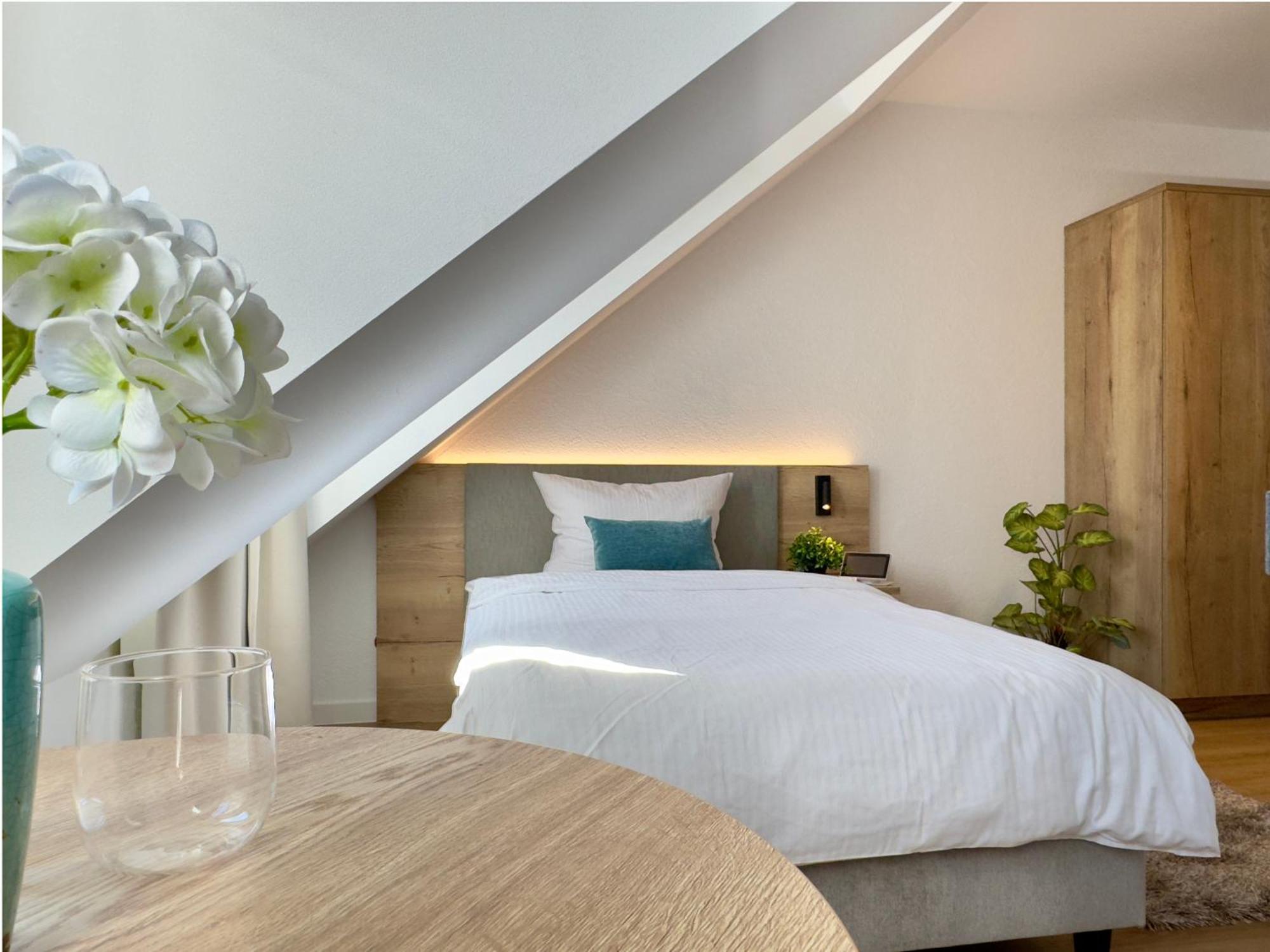 Living & Serviced Apartments By Blauer Wolf Гунценхаузен Экстерьер фото