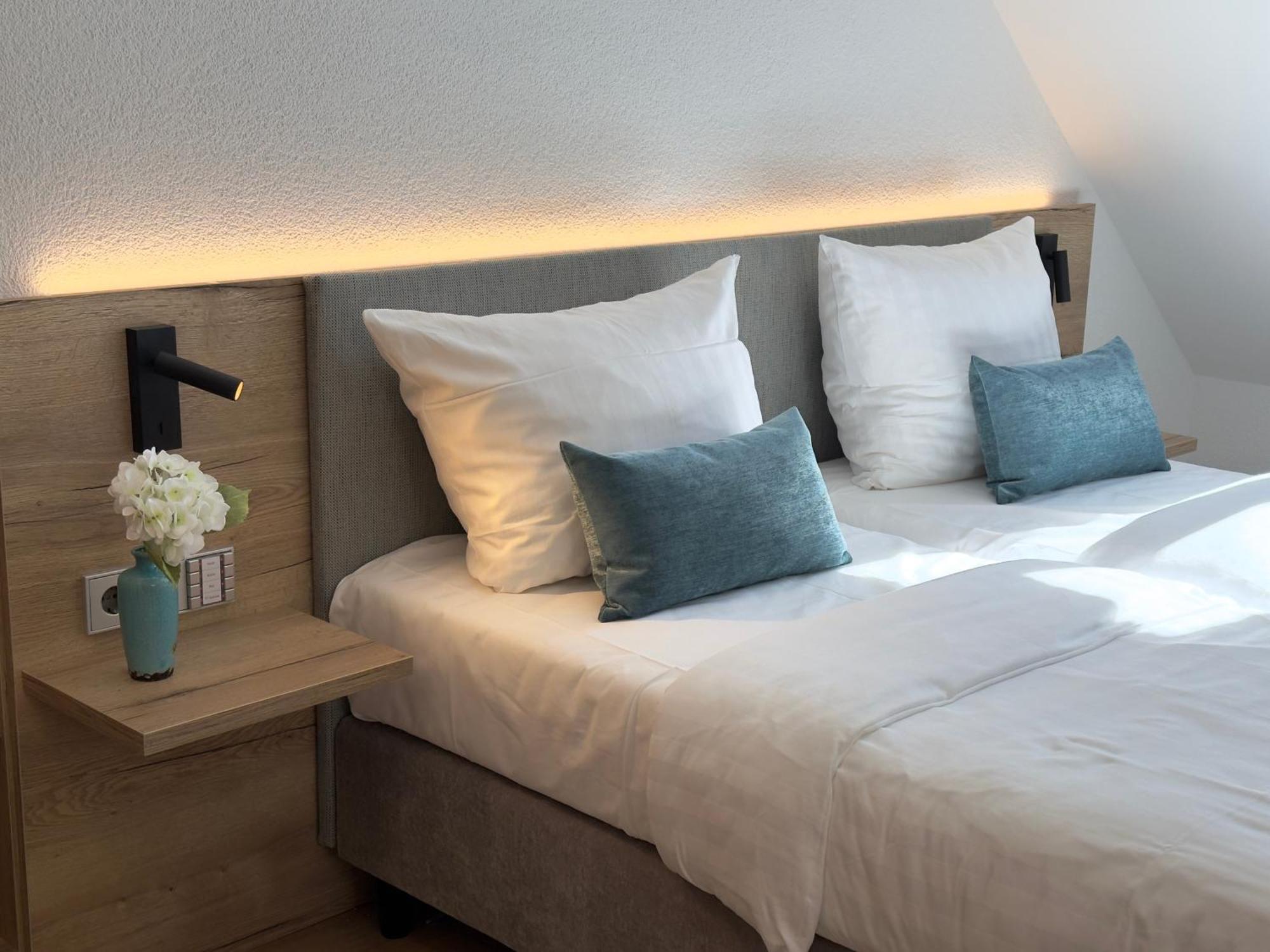 Living & Serviced Apartments By Blauer Wolf Гунценхаузен Экстерьер фото